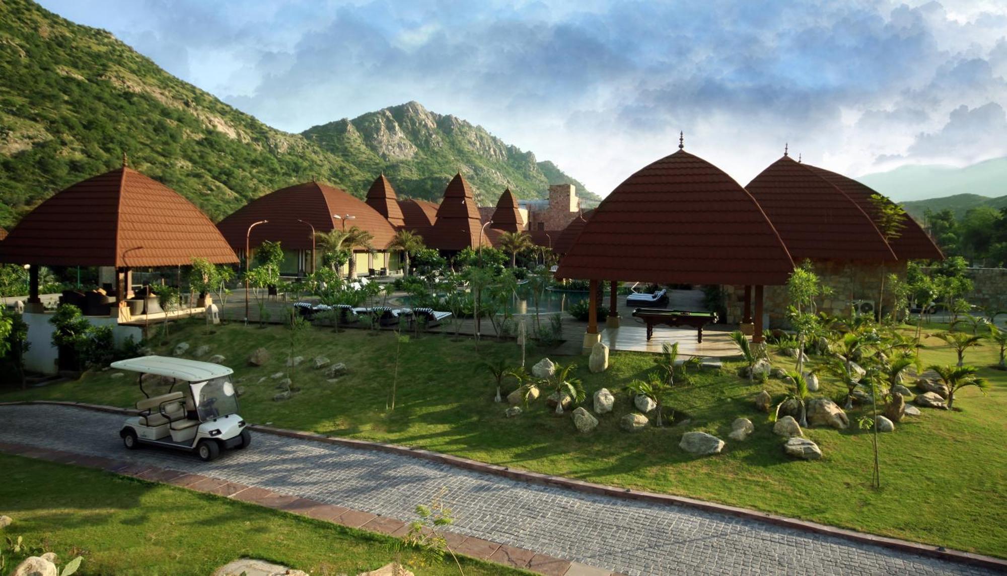 Ananta Spa & Resort, Pushkar Exterior photo